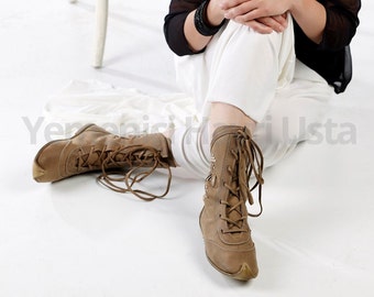 Turkish Yemeni Organic Hand Made Genuine Leather Boot. Number feet from 34 to 47