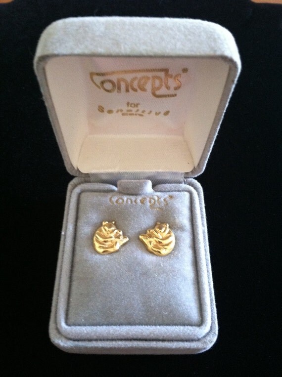 winnie the pooh earrings kay jewelers