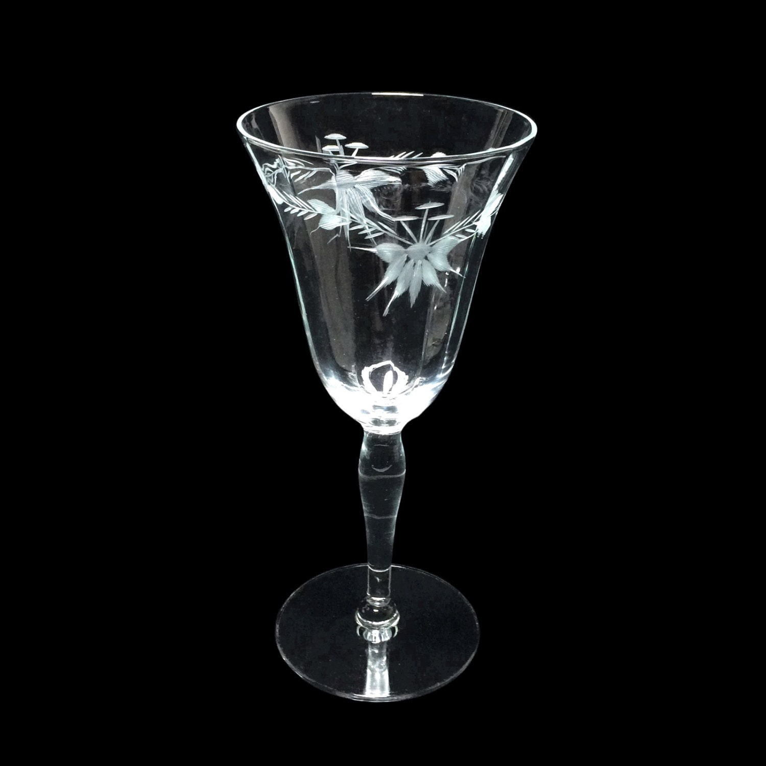 Vintage Etched Flower & Vine Wine Glasses with by PrimaTreasures