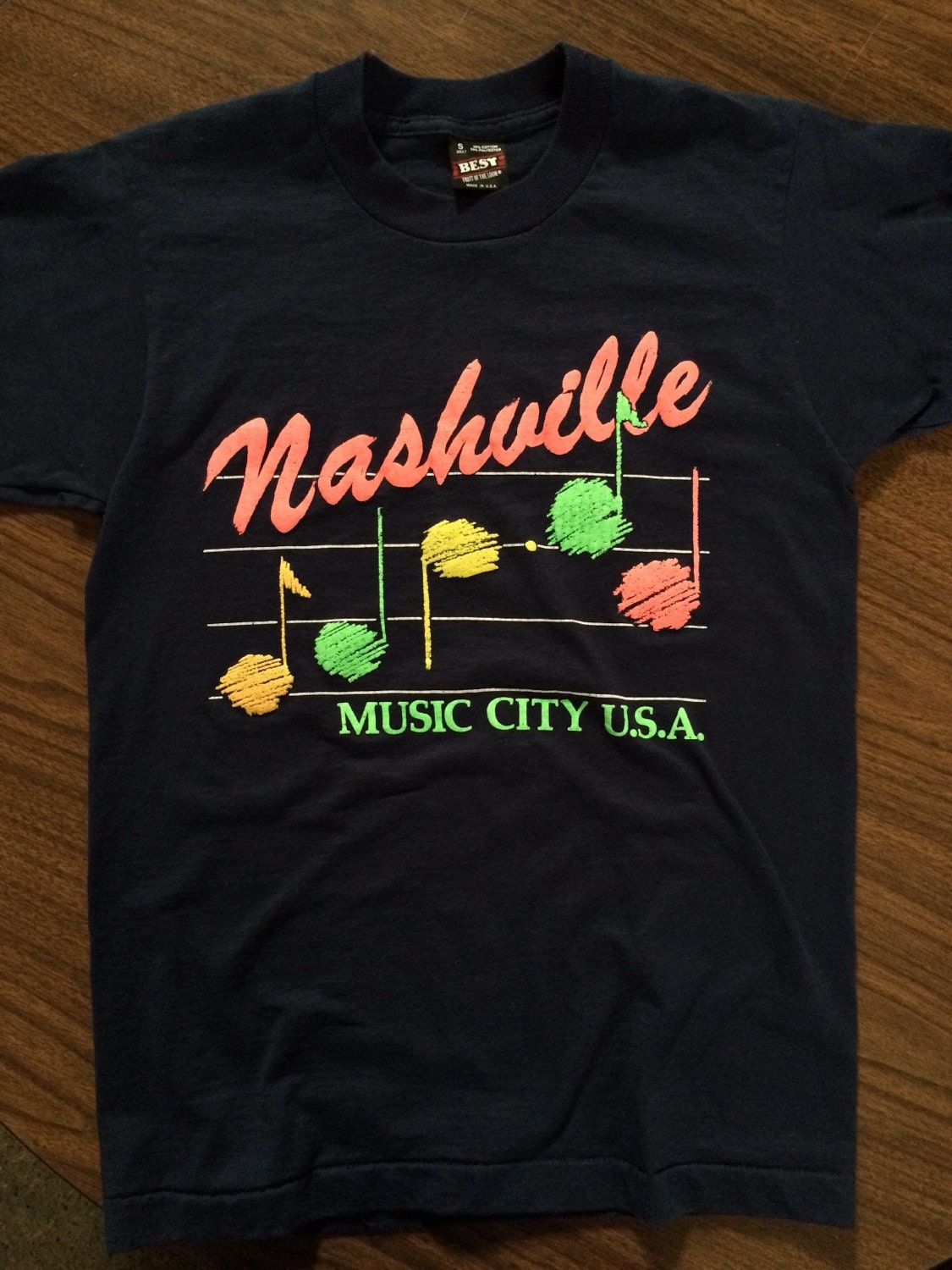 Vintage 90s Neon Nashville Music City USA TShirt