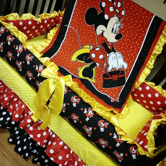 minnie mouse crib toy