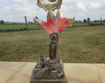 Vintage Lourdes Music Box Virgin Mary St Bernadette France Table Lamp Flowers