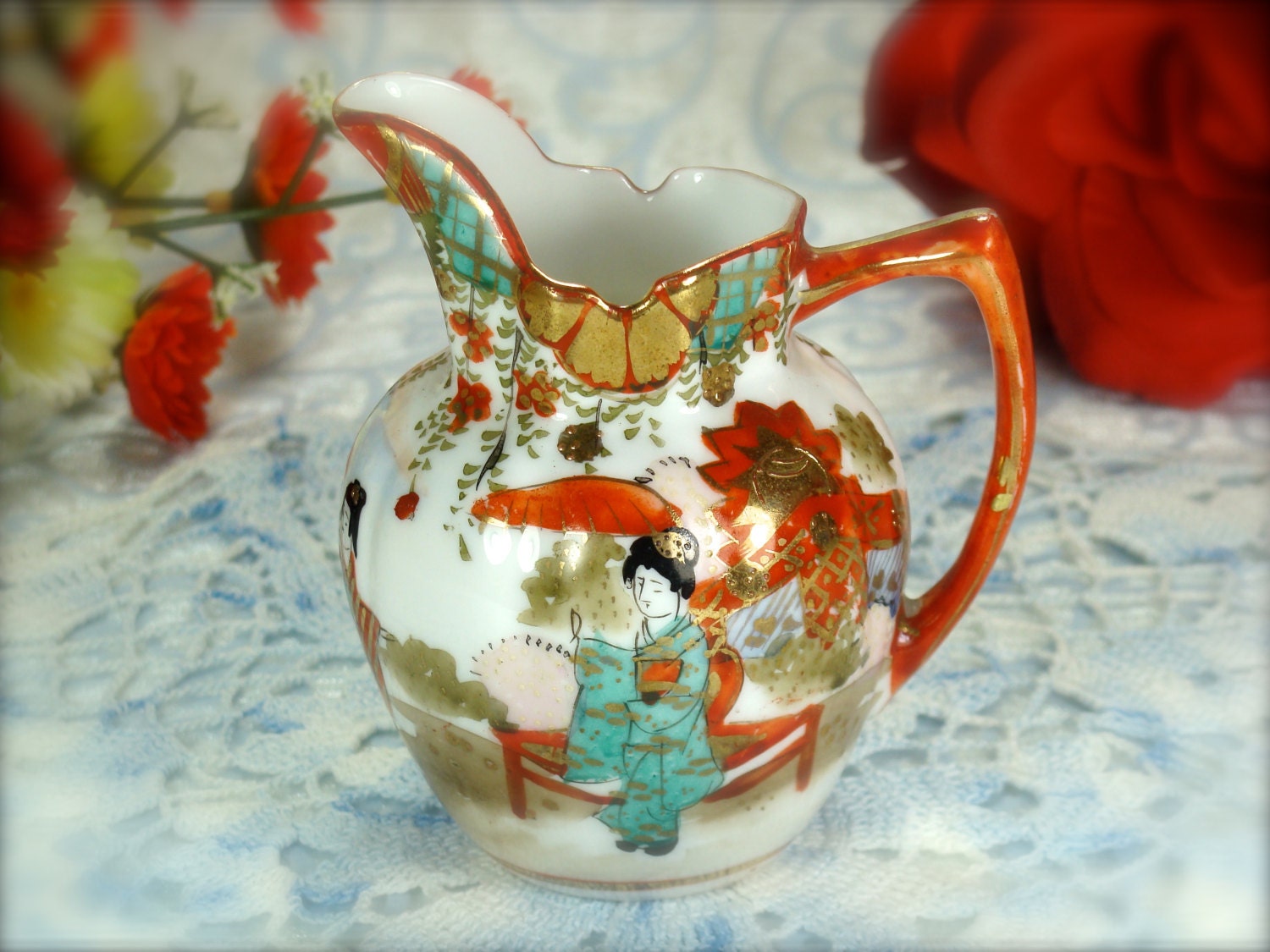 Beautiful Little Japanese Creamer Pitcher in Porcelain Haute Juice