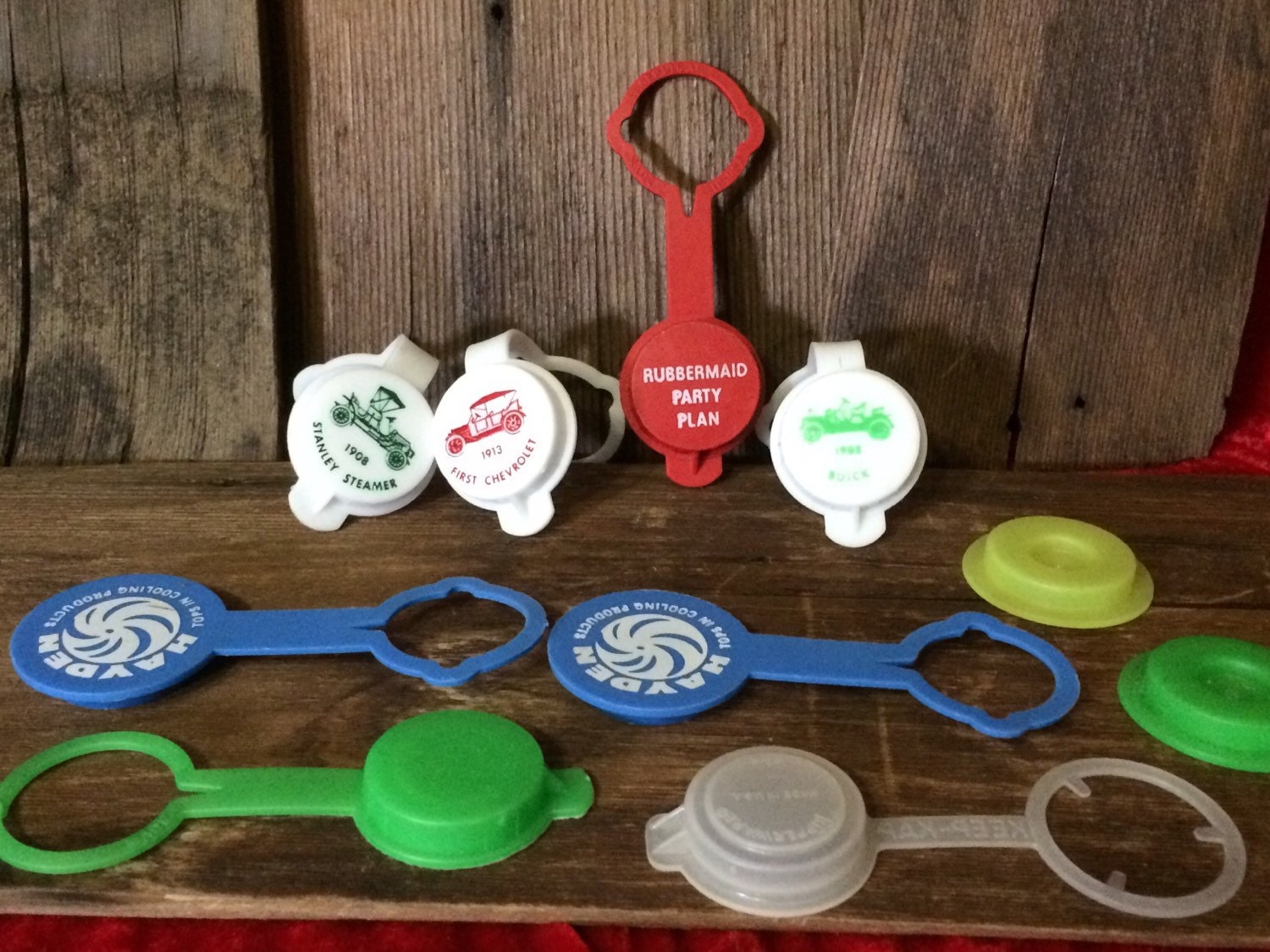 Vintage Plastic Bottle Caps Soda SaversVintage Advertising