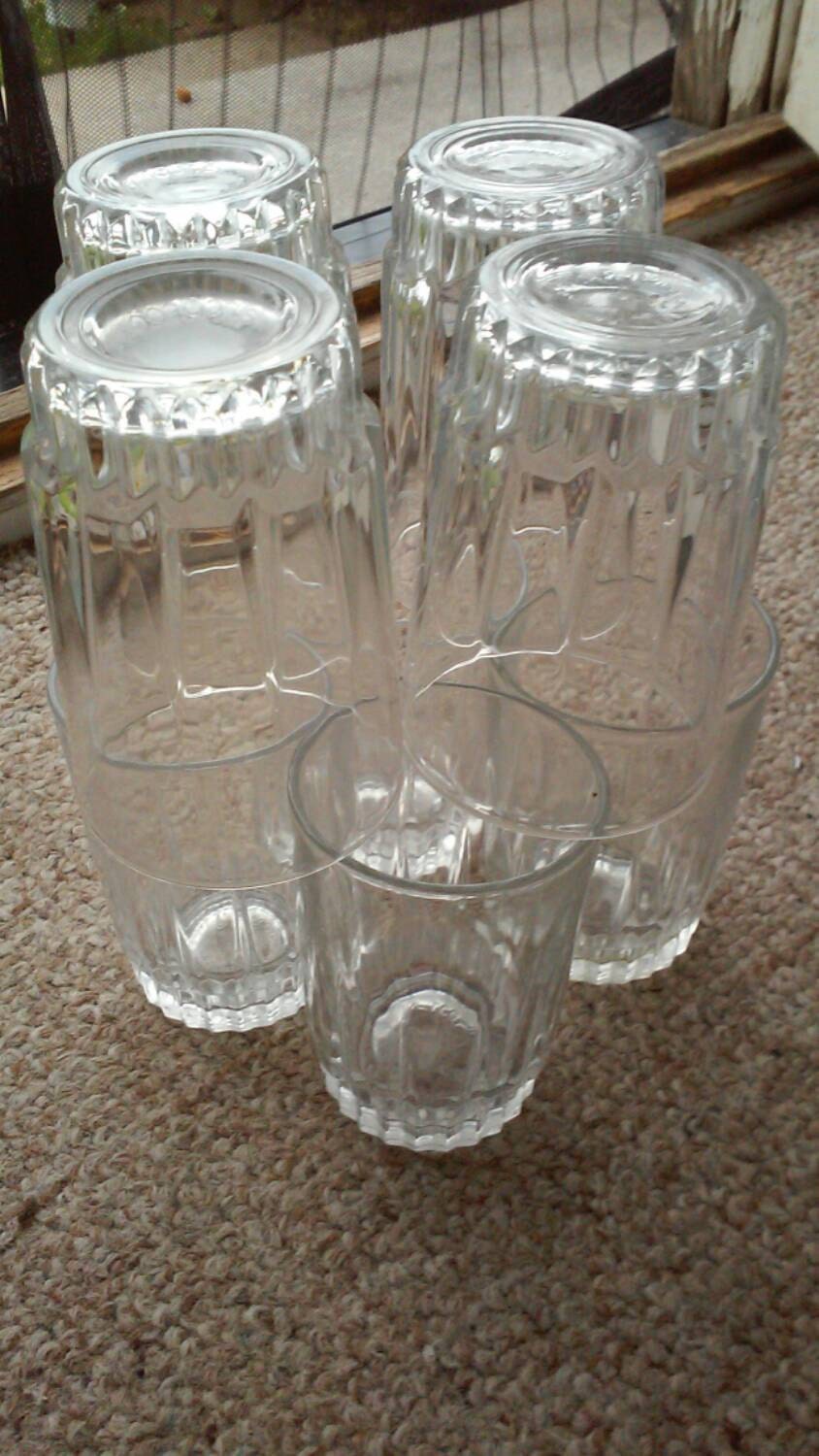 Lot of 8 Arcoroc LANCER Juice Glasses Vertical Cut Lines