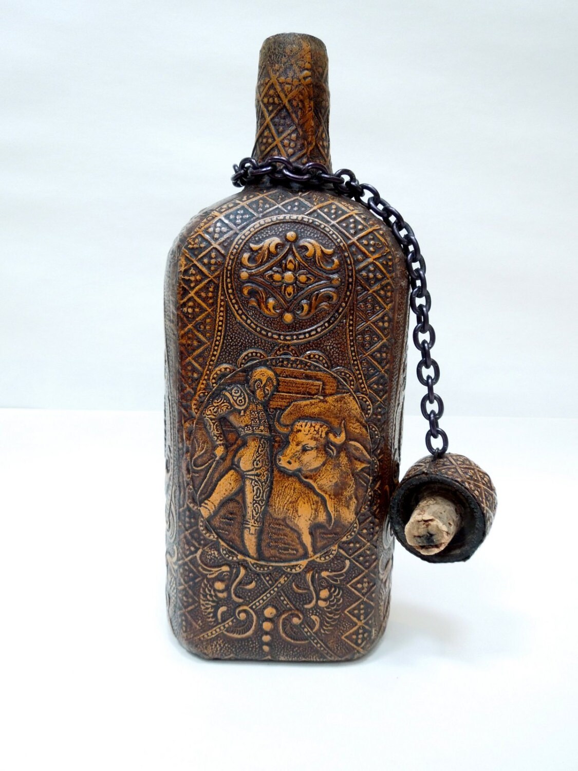 PERFECT Vintage Leather Covered Spanish Decanter 60s Matador