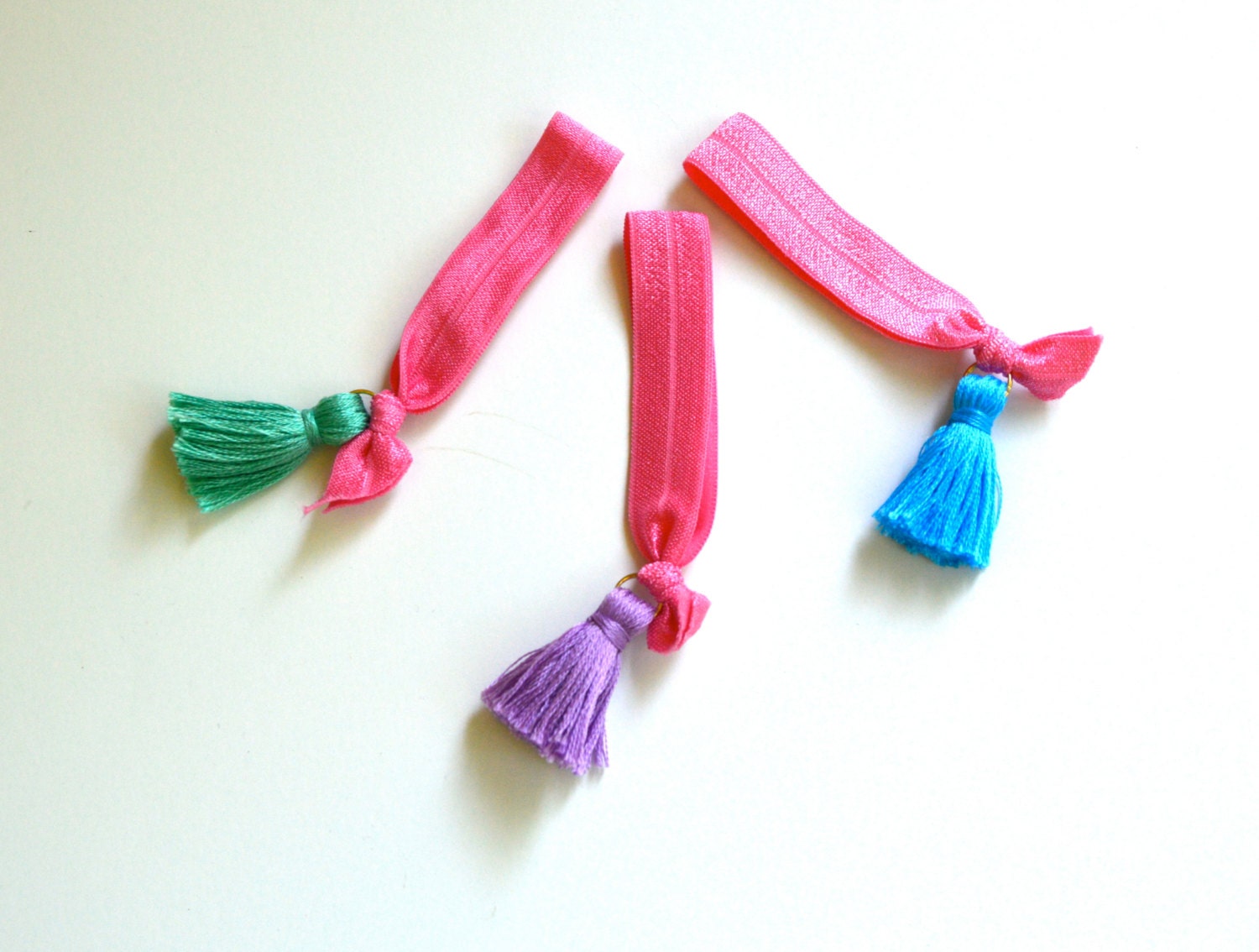 Set of 3 Elastic Hair Ties No Crease FOE Hair Tie Neon Pink