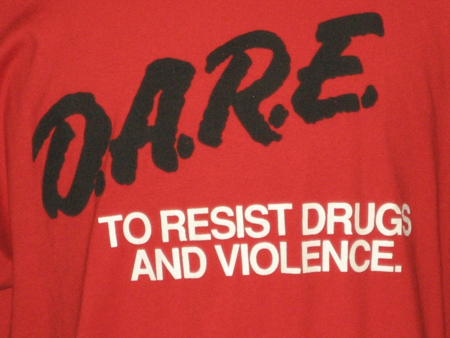 1990’s DARE To Resist Drugs and Violence Logo Men’s Red Shirt XL VINTAGE Straight Edge Haute Juice