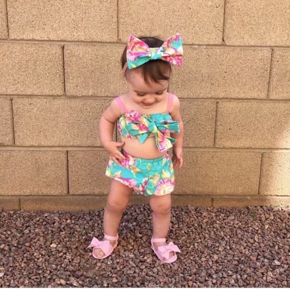 Toddler Summer clothes...two piece.... Baby girls by LAIDIECLOTH