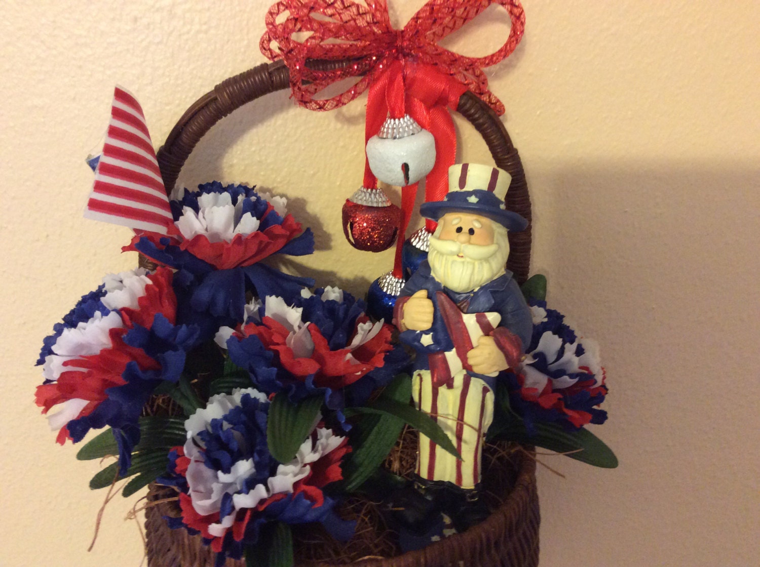 Patriotic home decor Memorial Day or July by StylishDecorbyGClark