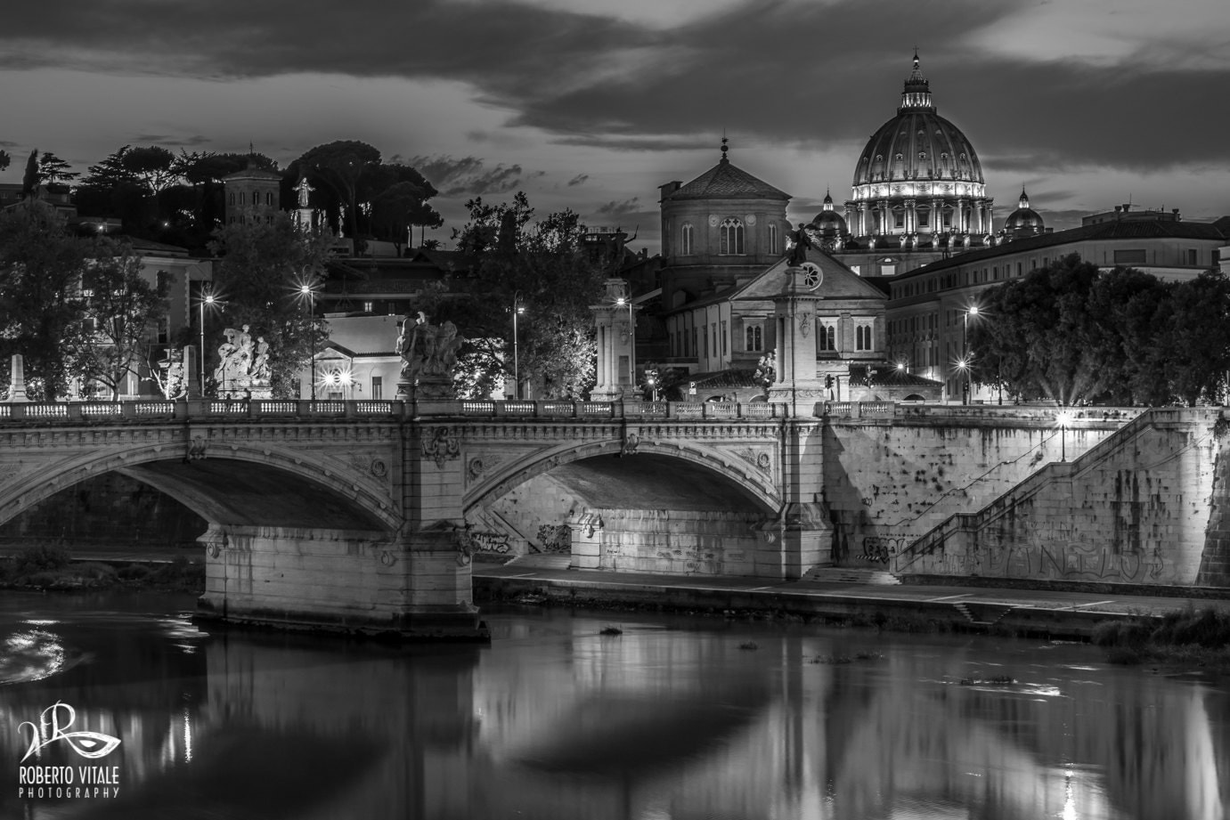 black and white picture of Rome location photography