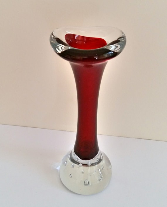 Vintage art glass Aseda Sweden ruby red controlled bubble bud