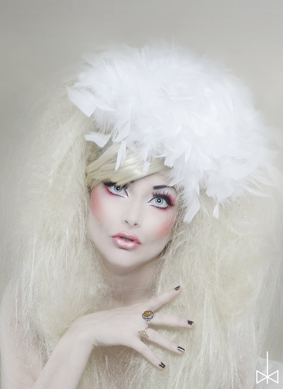 White feather boa hat fascinator retro vintage by TheVelvetVillage