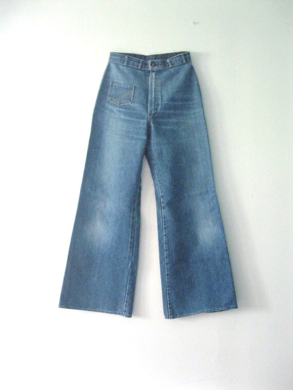 Vintage 70s Maverick wide leg jeans / Rainbow stitch bell