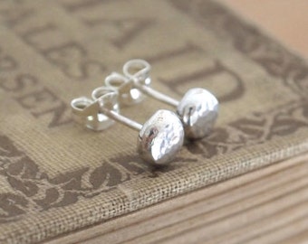 Silver earrings, silver stud earrings, silver studs, small stud earrings, Argentium silver earrings, handmade earrings, ARC jewellery