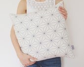 NEW! White Geometric Pillow Cover / Geometric Cushion Cover / Scandinavian Pillow / Black and White Pillow / Modern Pillow / 45 x 45 cm