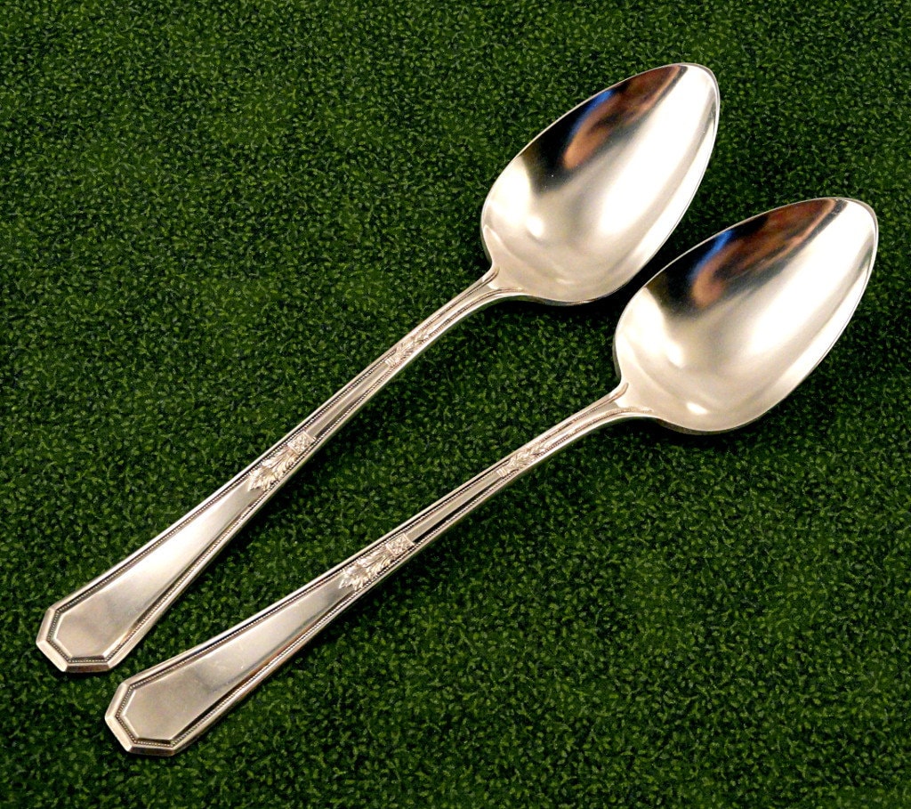 Pair Art Deco Serving Spoons Tablespoons Wm Rogers & Son 1923 MAYFAIR