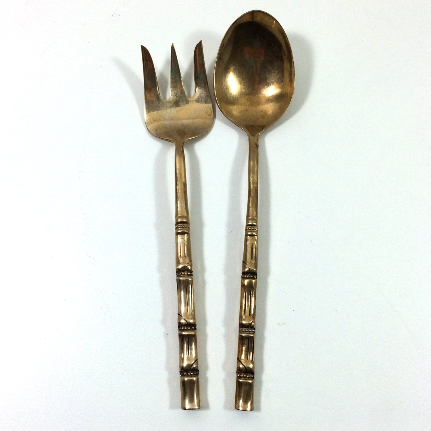 Vintage Brass Flatware Salad Serving Spoon & Fork Set with Bamboo Handle Design, 11″ Long