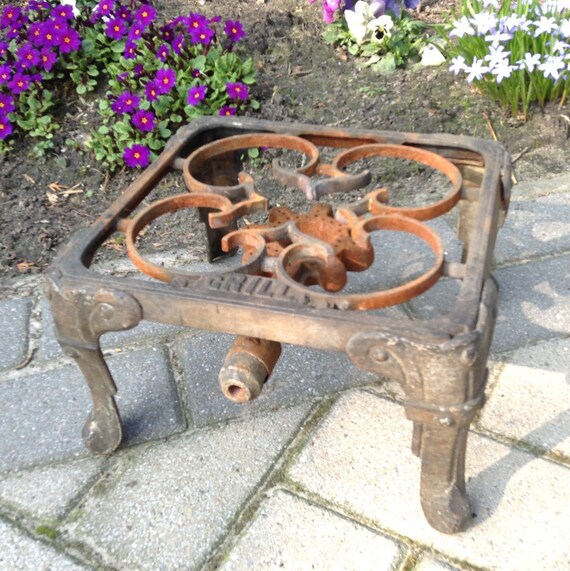 Antique Cast Iron Grill single burner camping by SweetPicking