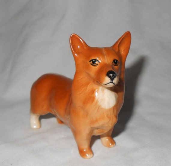 beswick corgi figurine