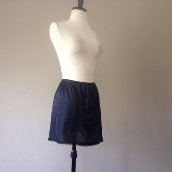 S / Half Slip / Skirt / Black Nylon with Lace / Size Small