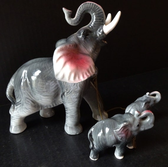 Vintage elephant figurine mother baby chain 1950's