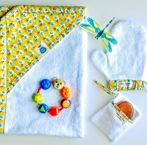 Snail organic cotton newborn baby set hooded towel by JollyBundles