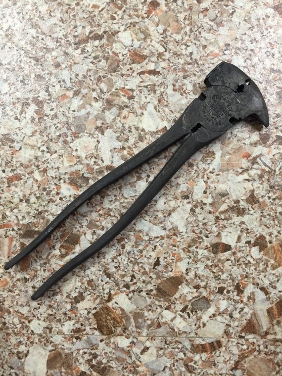 Antique Utica Tools 10 1/4 fencing tool Dated 1932