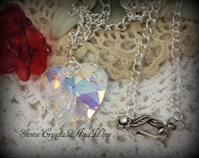 Crystal Heart Neckalce, Swarovski Heart Necklace, Bridesmaid Gift, Bridesmaid Necklace, Prom Necklace, Gift for Her, Gift For Mom