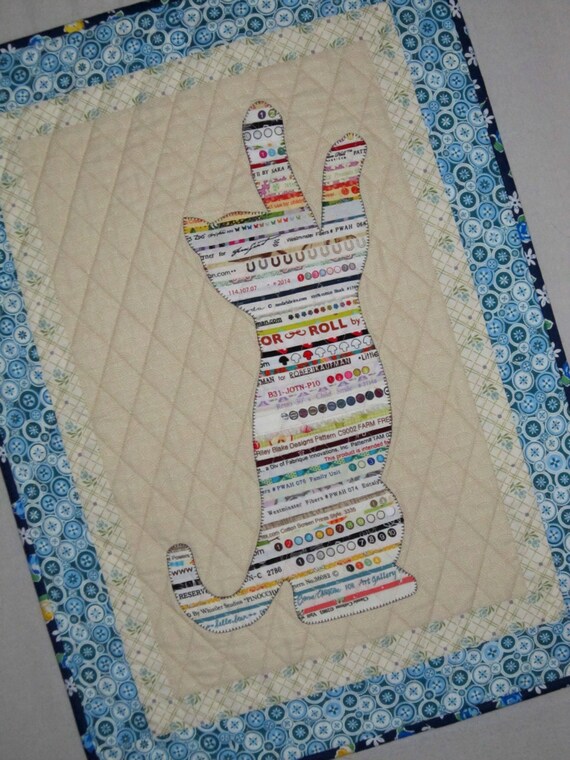 FREE SHIPPING Big Stretch Cat Selvage Quilt from Quilts by Elena Wall Hanging Selvages