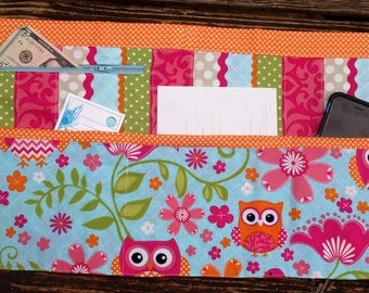 Owl Vendor Craft Apron, Farmer's Market, Teacher Apron, Utility Apron, Garden apron