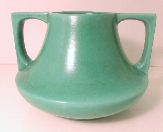 Vintage Arts and Crafts Pottery Vase Haeger Eve Vase Green