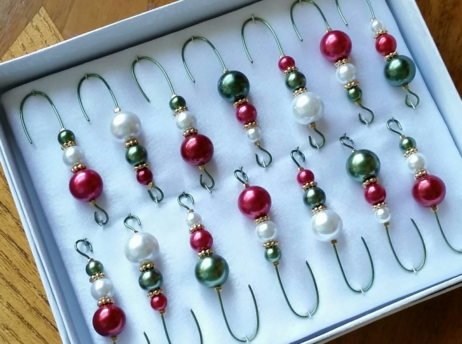 Ornament Hanger Hooks Red White and Green Pearls Green