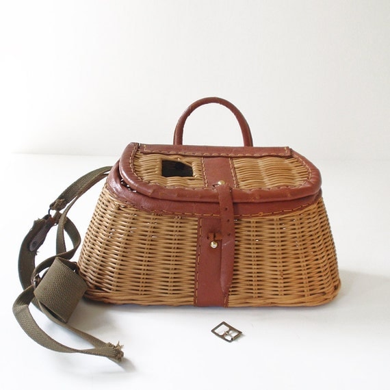 Vintage Wicker Creel Fly Fishing Basket
