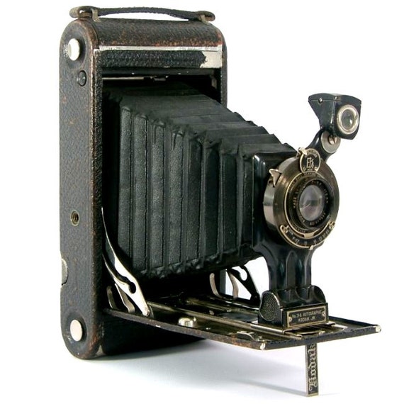 Vintage Camera Kodak 3A Junior Rollfilm Folding Camera