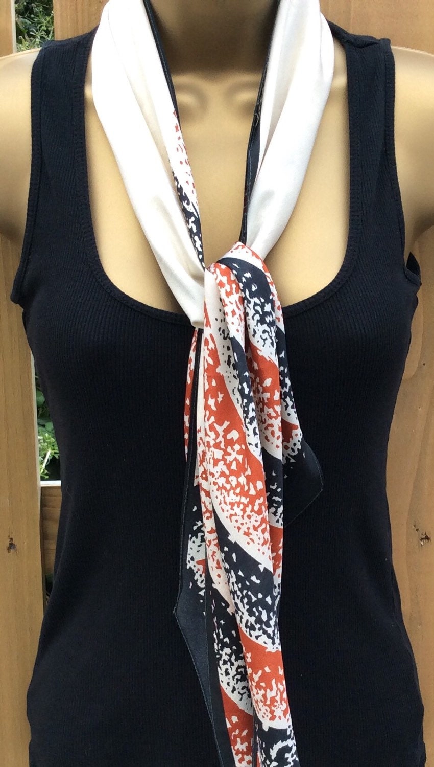 Vintage neck scarf neckscarf neckerchief Jacqmar very eighties style black tan beige autumn fall 