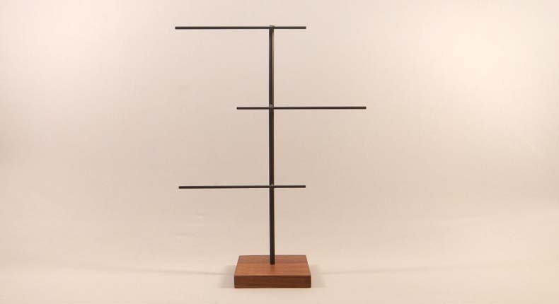 metal jewelry stands