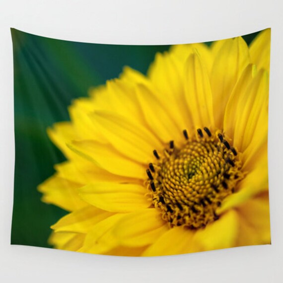 Wall Tapestry Green and Yellow Bright Color Daisy Flower