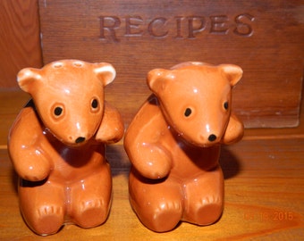 Vintage Brown Bear Salt and Pepper Shakers