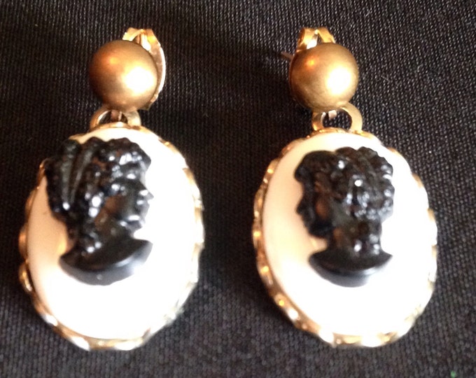 Storewide 25% Off SALE Vintage Hillspride Designer Signed Cameo Chandelier Pierced Earrings Featuring Black Ebony Profile Portrait With Crea