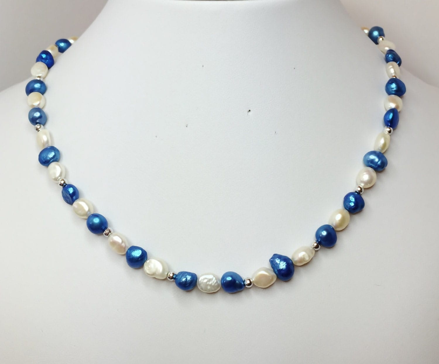 Royal Blue Pearl Necklace Genuine Cultured by LynnsGemCreations