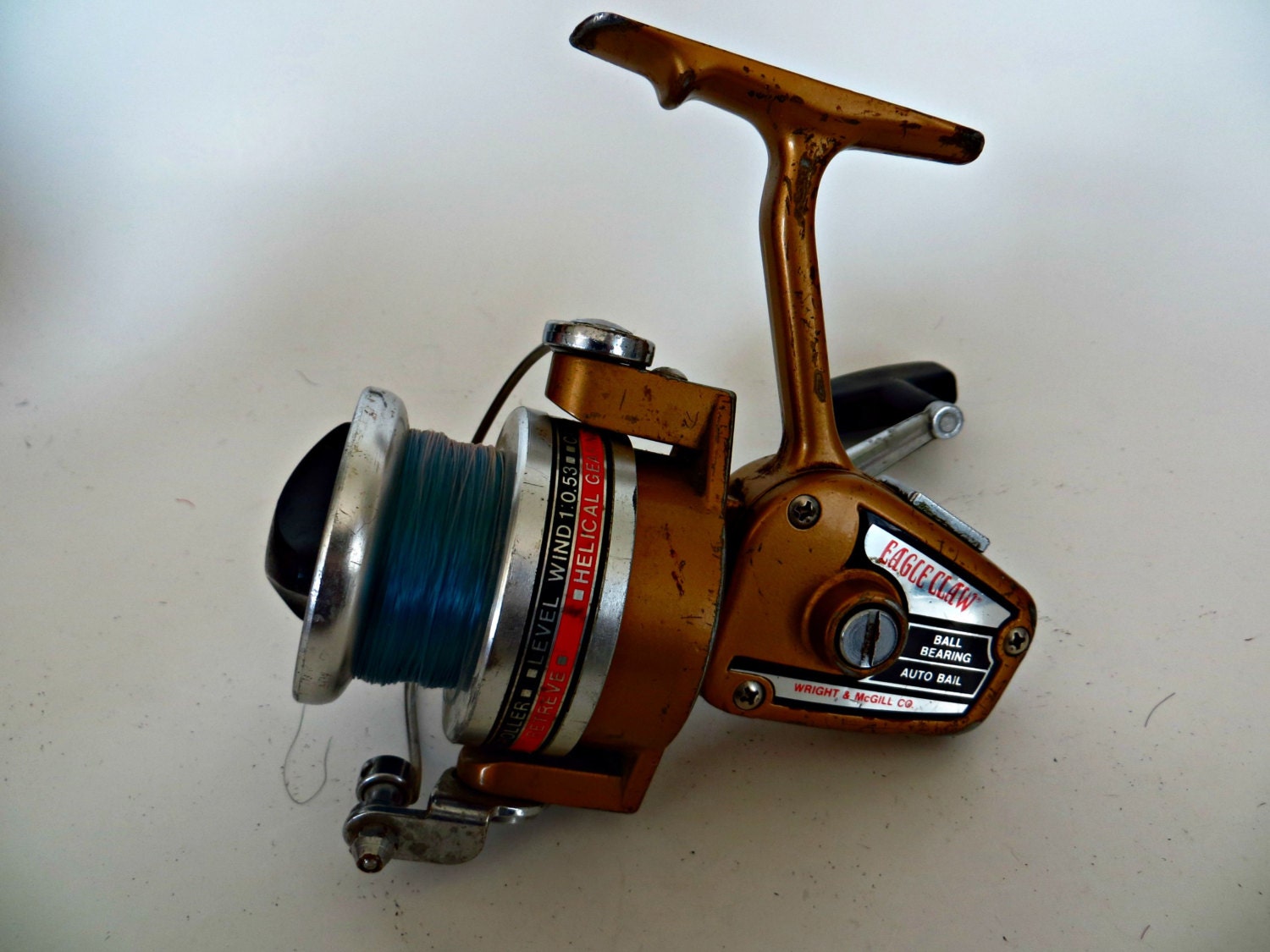 JANUARY CLEARANCE SALE Eagle Claw Fishing Reel Blue Pacific