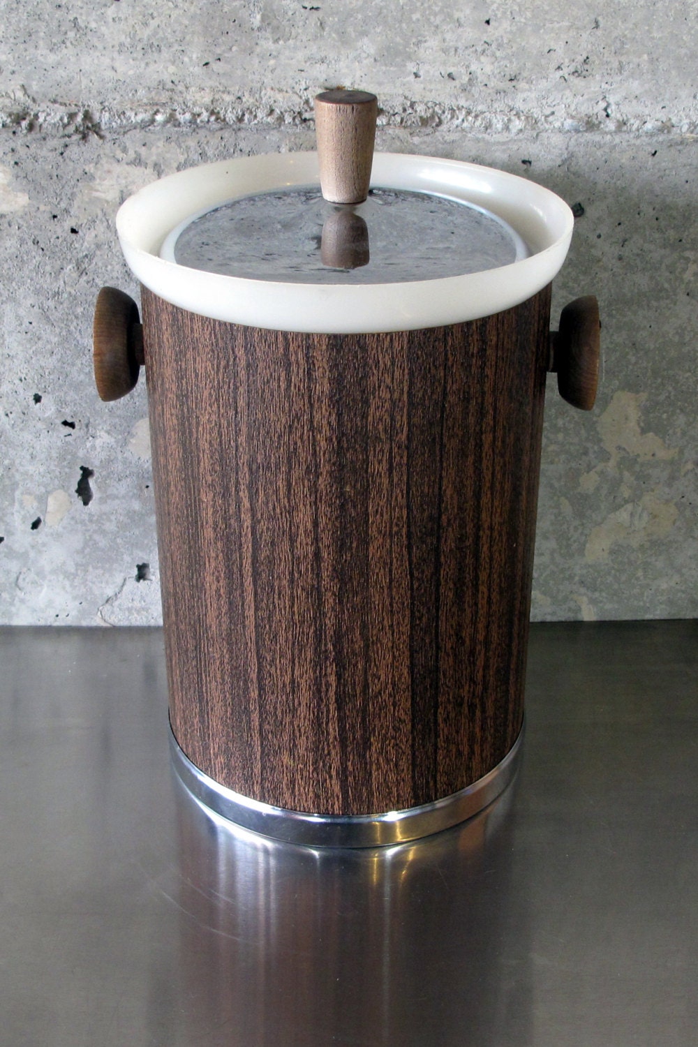 Unique Wooden Ice Bucket / Pail / Champagne Bucket / by MidModery