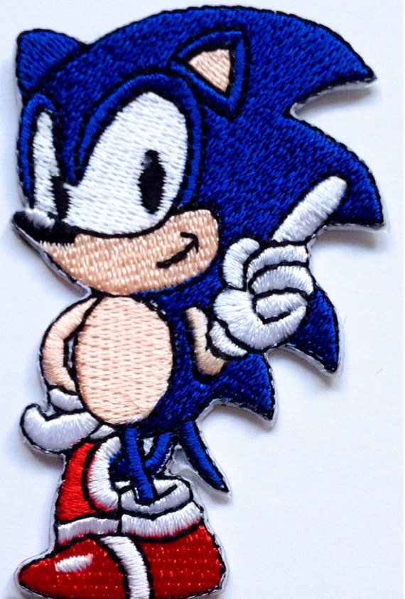 Sonic the Hedgehog Patch Embroidered Iron on Badge Sega Retro Gamer Costume Applique Motif Bag Hat T-Shirt Souvenir Collectible Rare