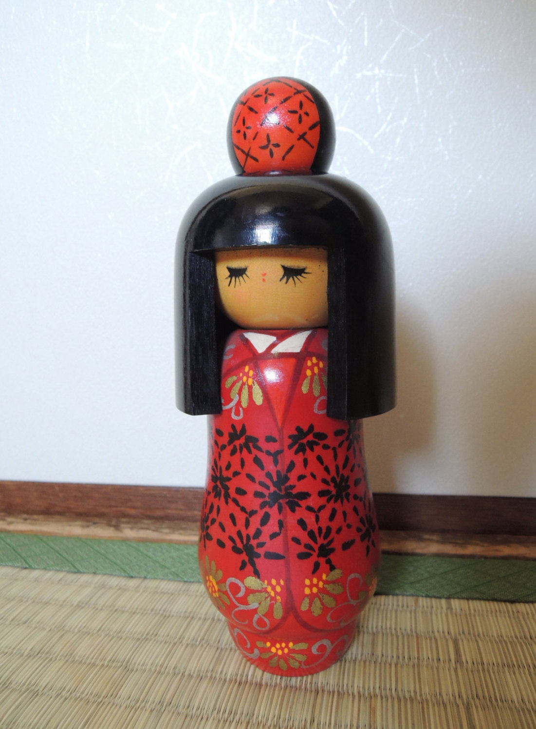 antique kokeshi