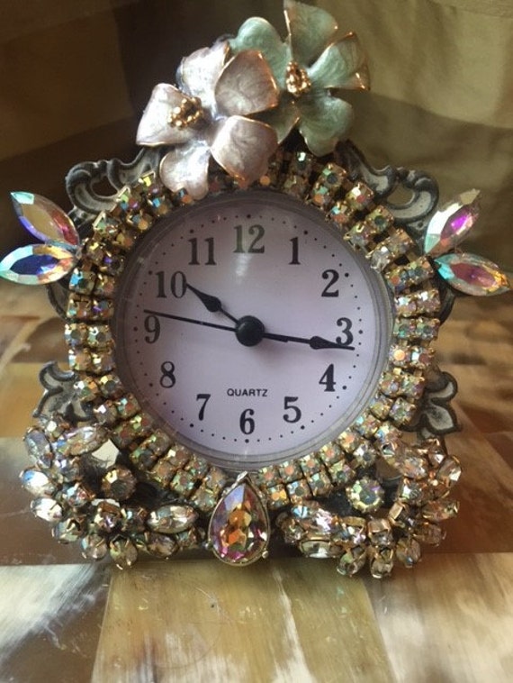 Items similar to Jewelry clock on Etsy