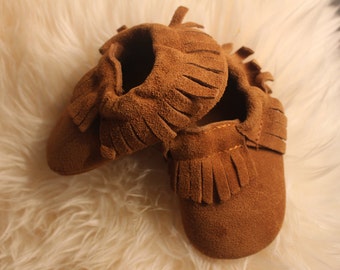 Baby Moccasins. Baby Mocs. Suede Moccasins. Boho.Baby slippers. Hipster Baby. Baby Boy Shoes. Baby Girl Shoes. Boy Moccasins. Girl Moccasins