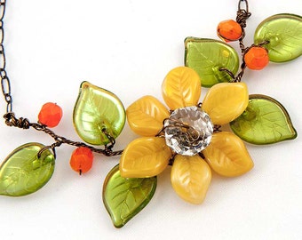 Yellow and Green Flower Necklace, Yellow Green Bib Necklace, Choker Necklace, Woodland Wedding Jewelry, Twisted Wire Nature Jewelry, N482