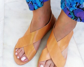 Slingback Classic Style Leather Sandals. Flat X type with metal buckles. Natural Brown Color. Handmade. Sling-back, Strappy, Ancient Greek
