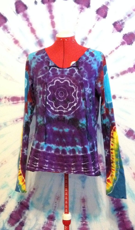 Tie Dye Shirt Long Sleeve Tee Flower Front Star Back in Womens XL